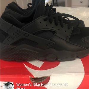 Nike Hurache women’s size 10